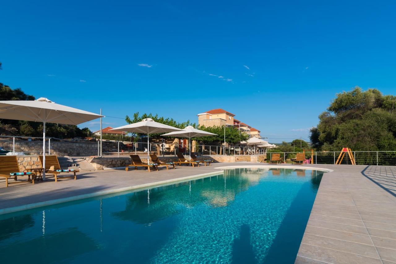 Dialiskari Villa Marathopoli